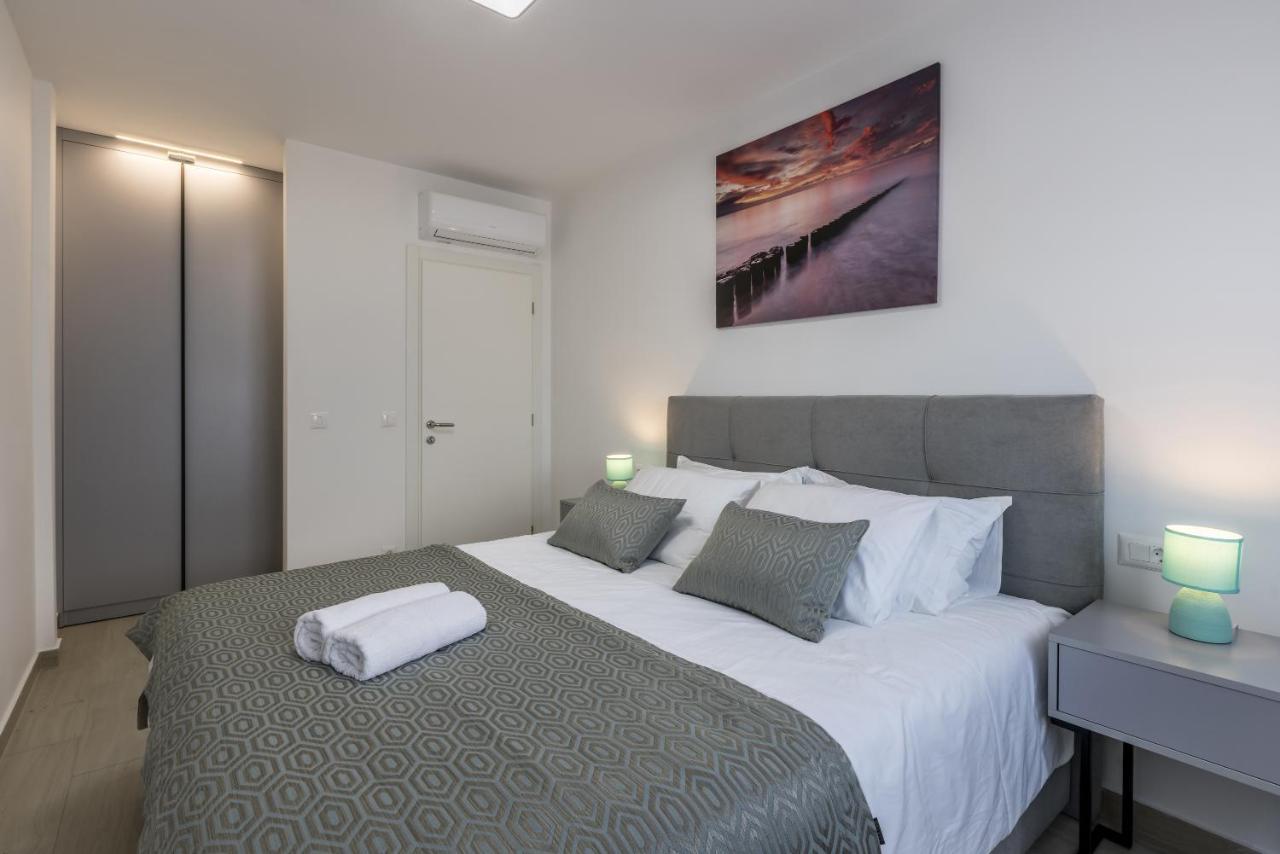 Luxury Apartments Katarina Kastela Dış mekan fotoğraf
