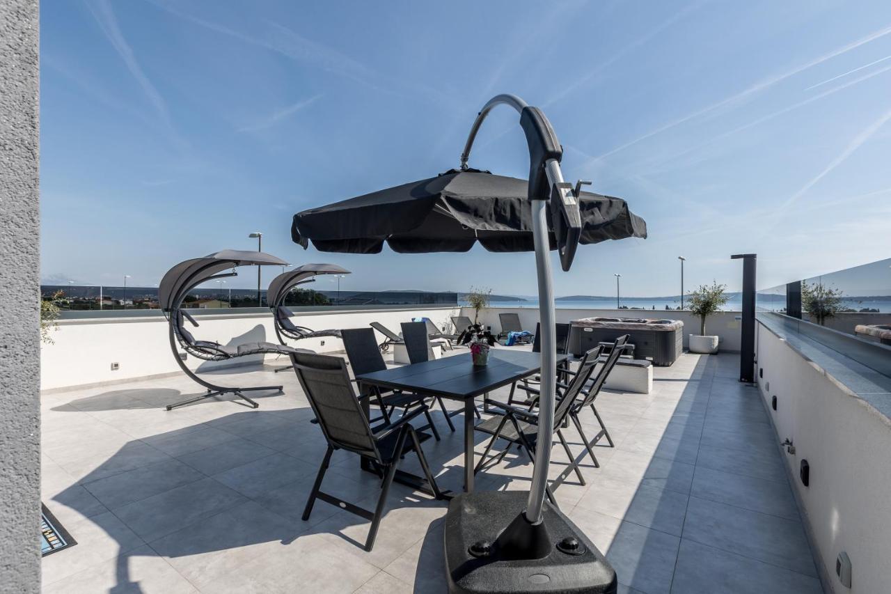 Luxury Apartments Katarina Kastela Dış mekan fotoğraf