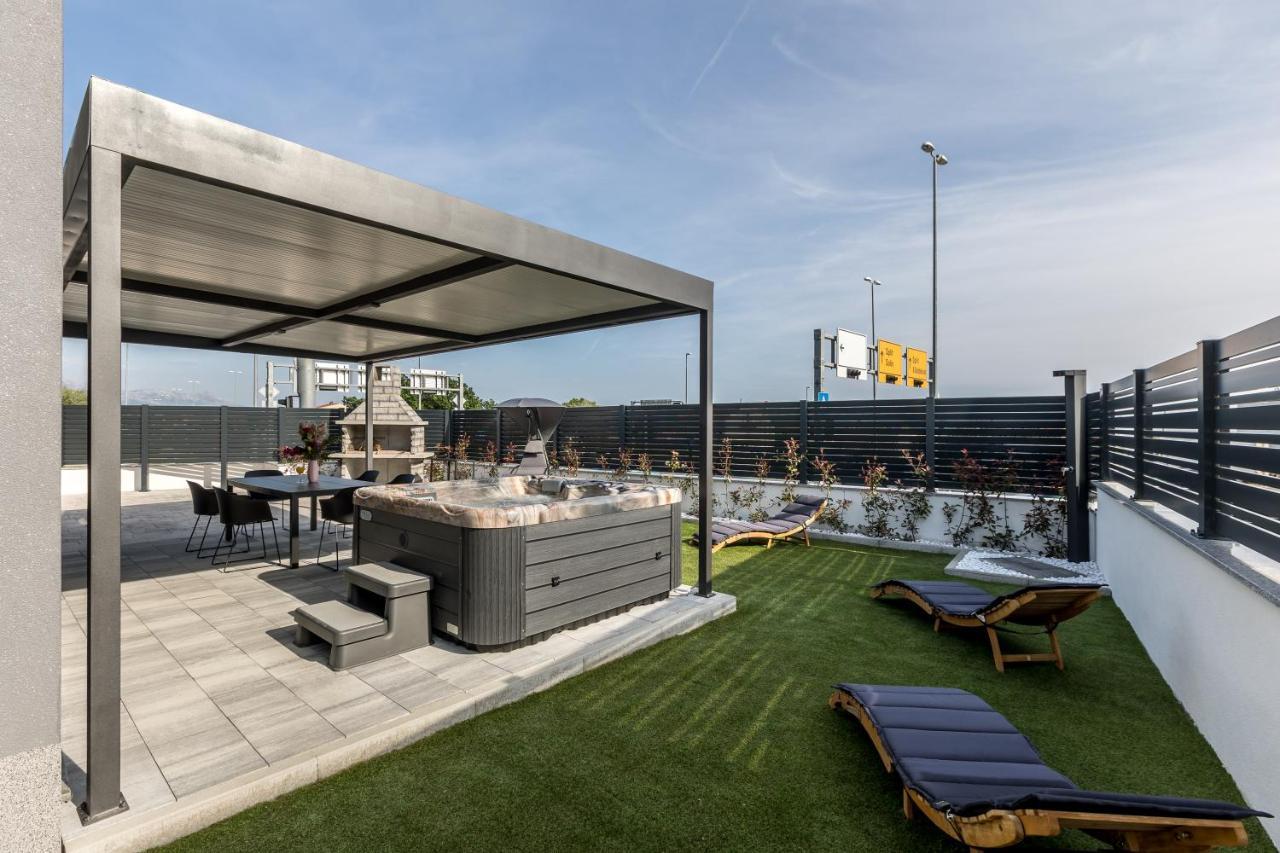 Luxury Apartments Katarina Kastela Dış mekan fotoğraf