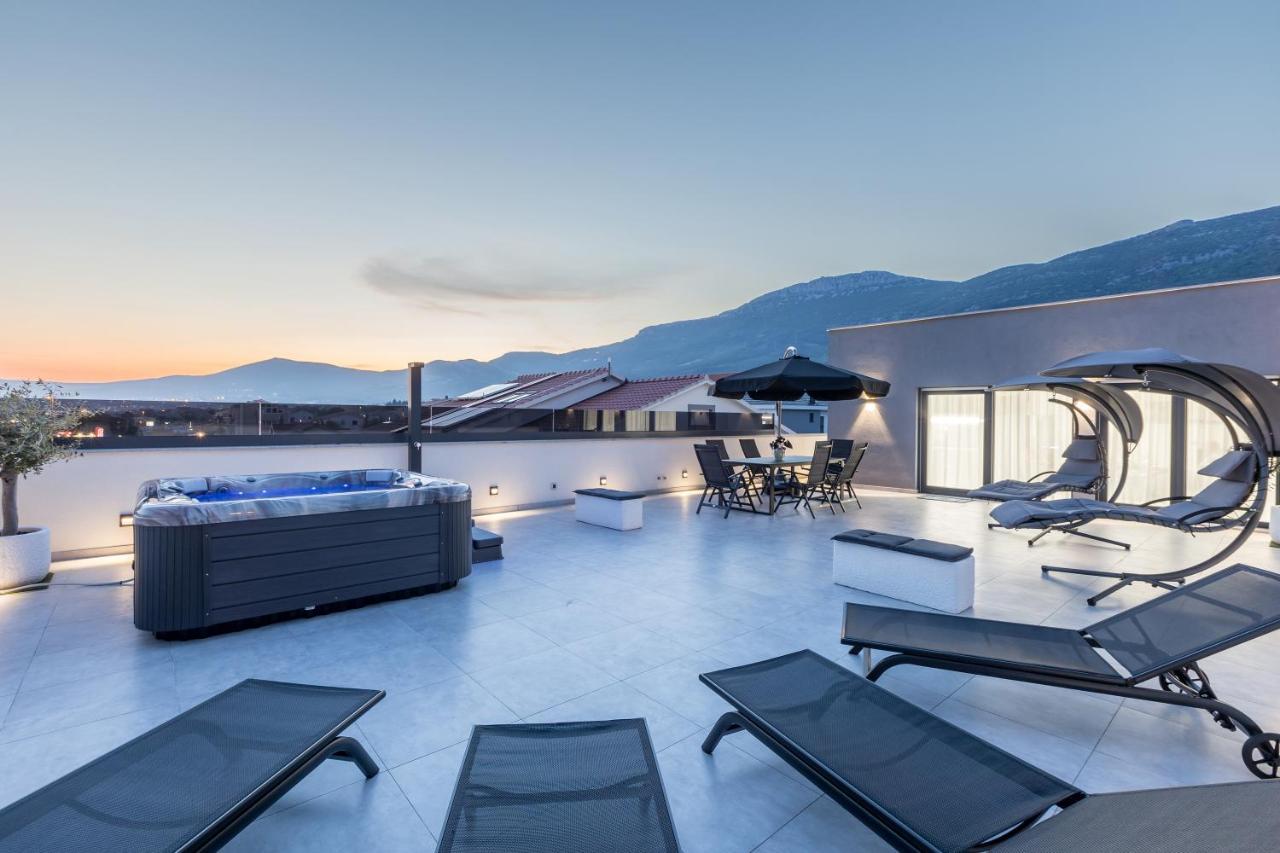 Luxury Apartments Katarina Kastela Dış mekan fotoğraf